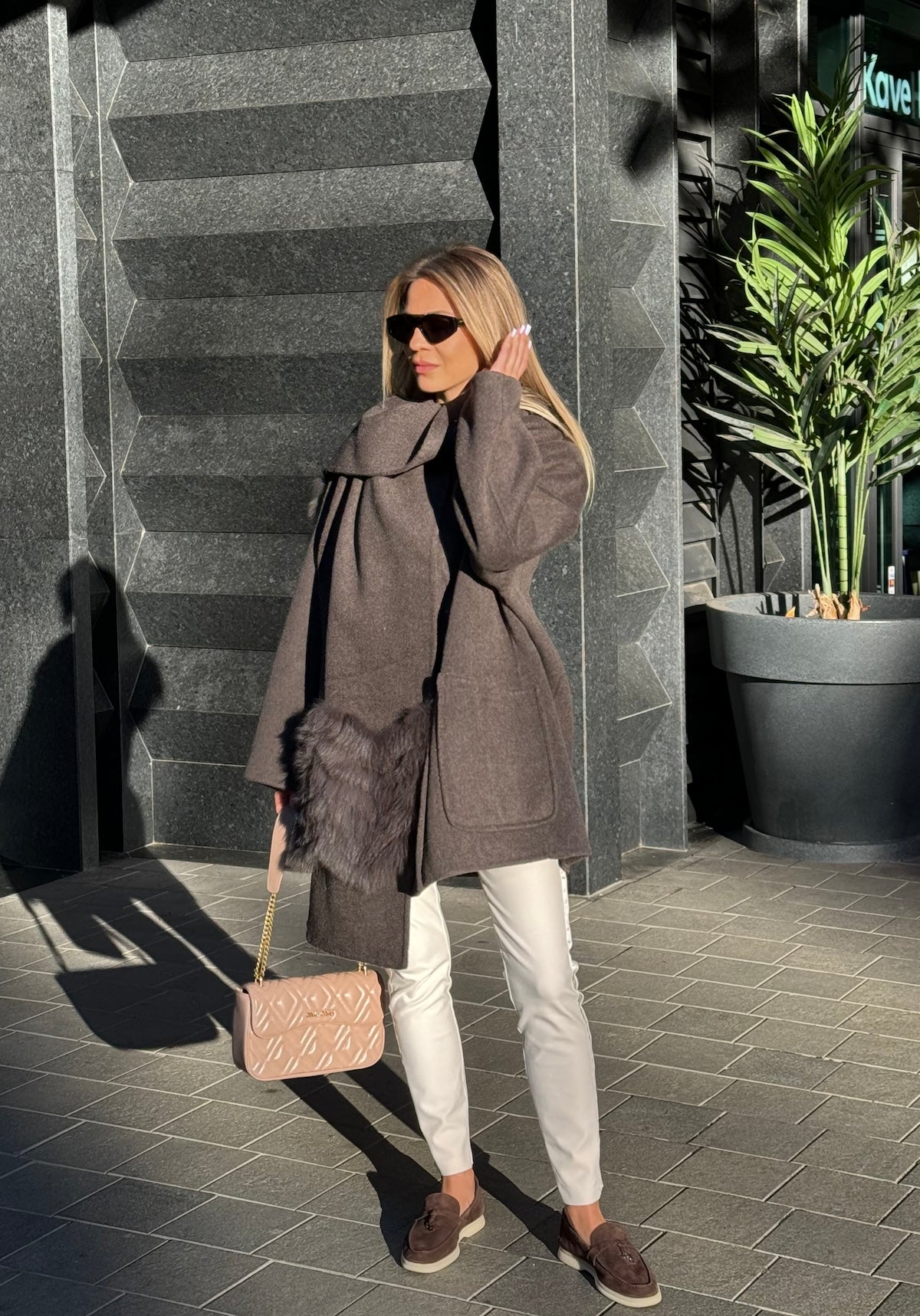 WOOL COAT WITH SCARF