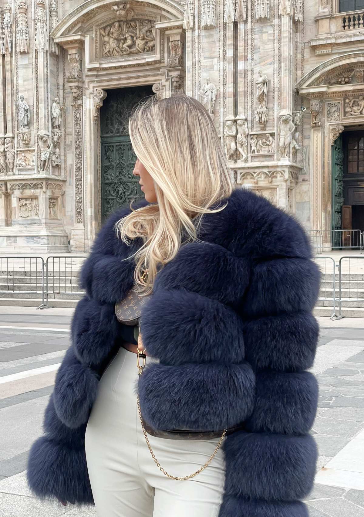 buy navy fur coat blaue pelzjacke kaufen echtpelz